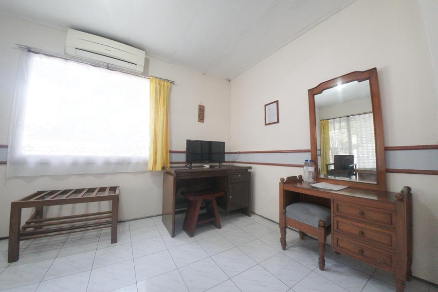 Reddoorz Near Balai Kota Malang Otel Dış mekan fotoğraf