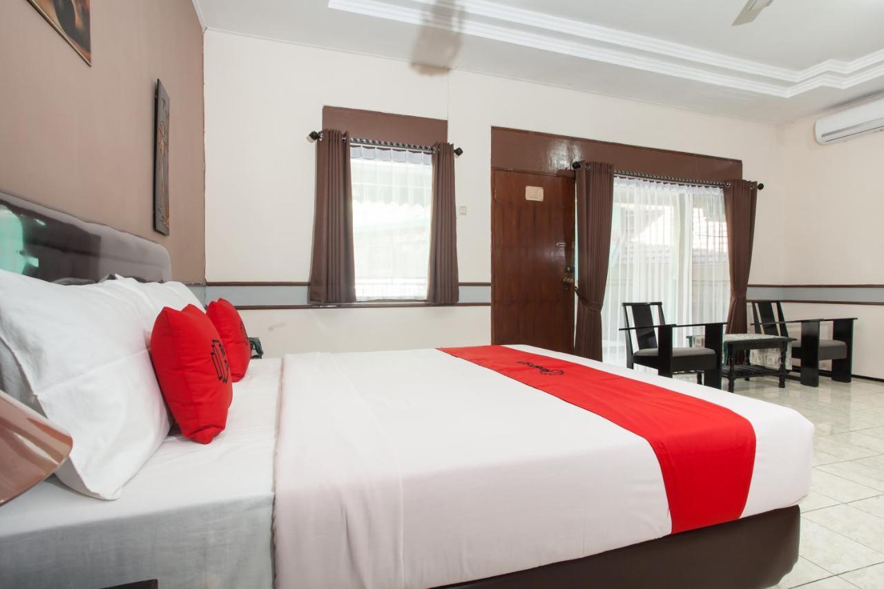 Reddoorz Near Balai Kota Malang Otel Dış mekan fotoğraf