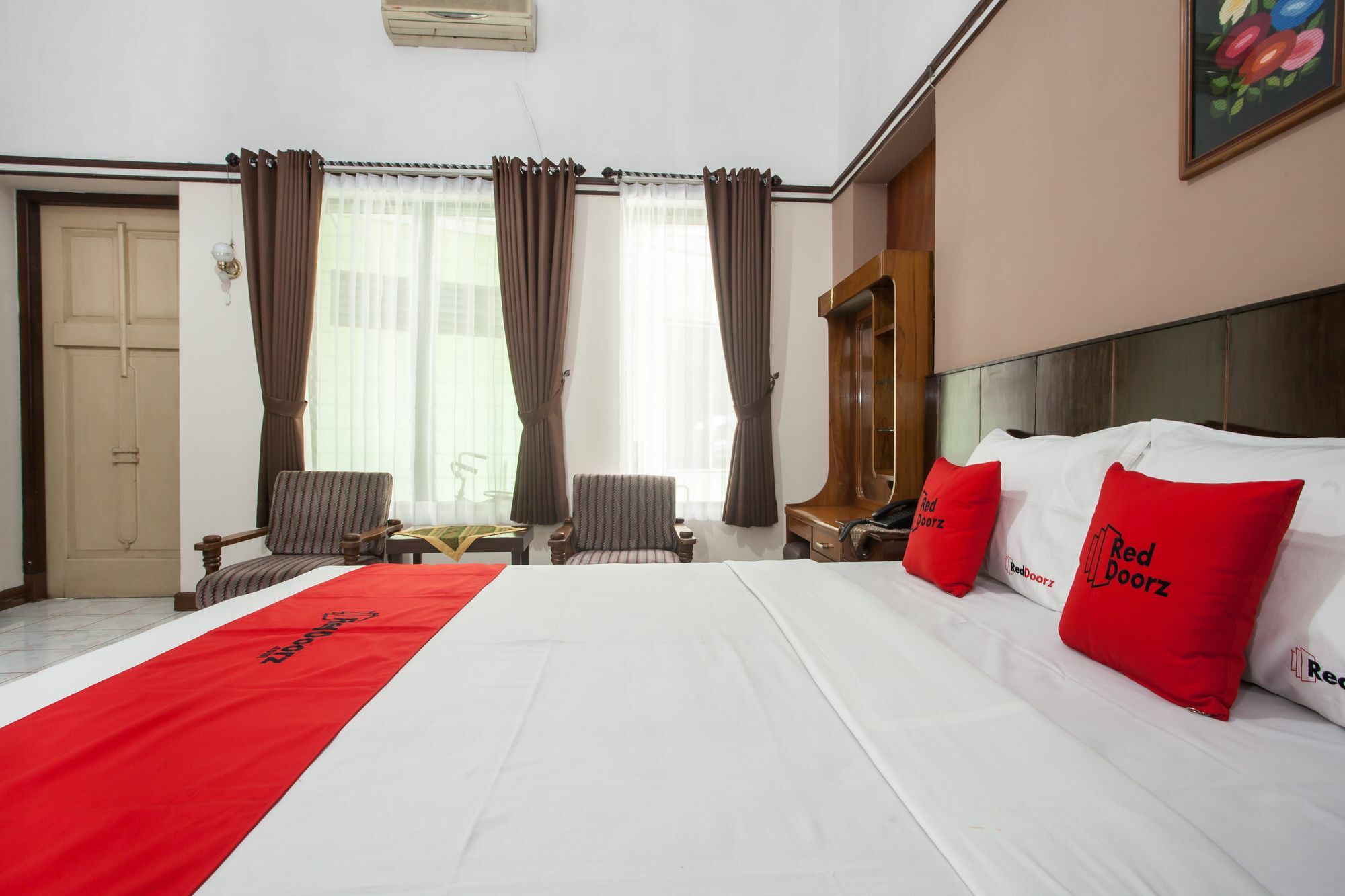 Reddoorz Near Balai Kota Malang Otel Dış mekan fotoğraf