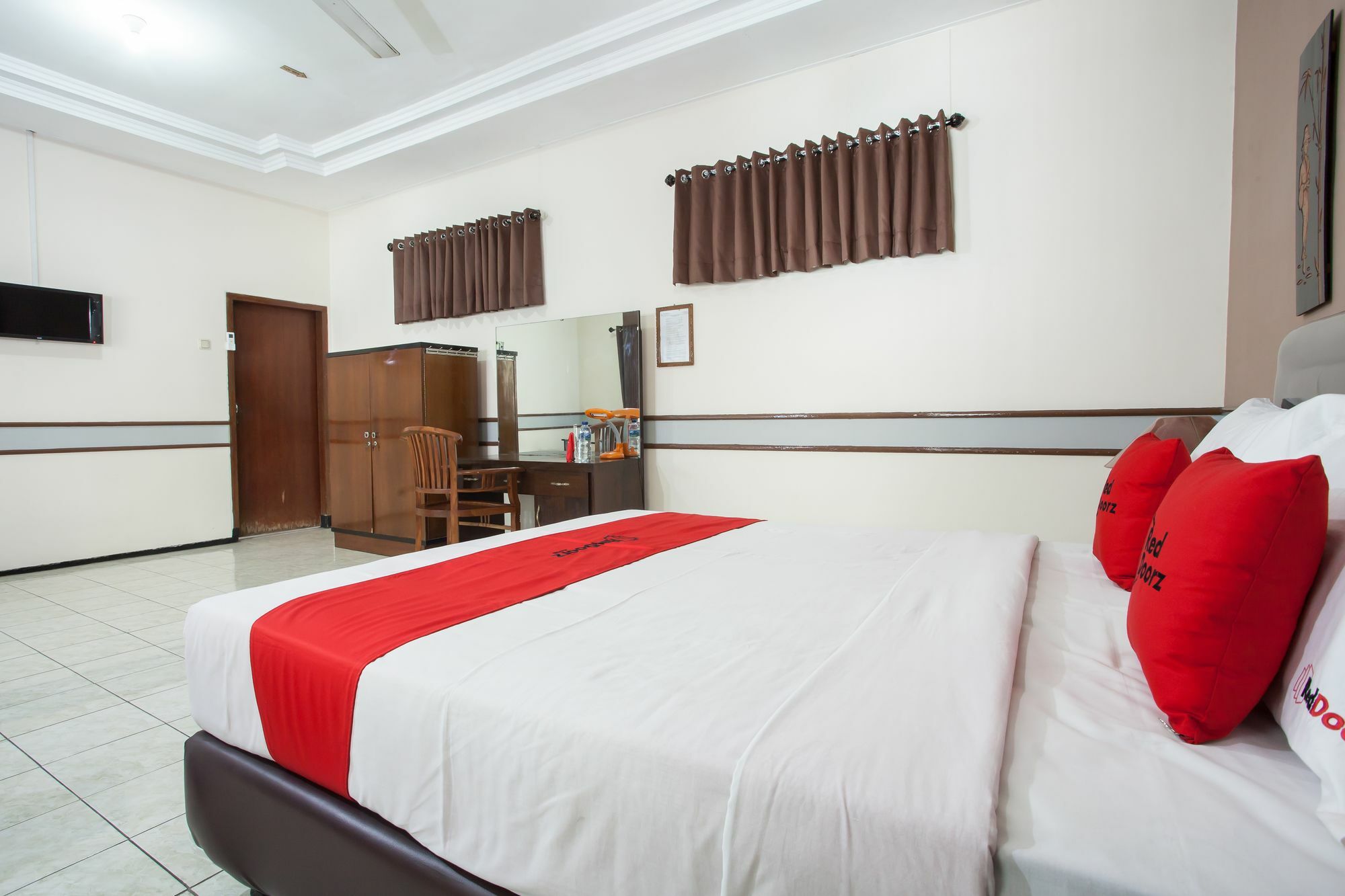 Reddoorz Near Balai Kota Malang Otel Dış mekan fotoğraf